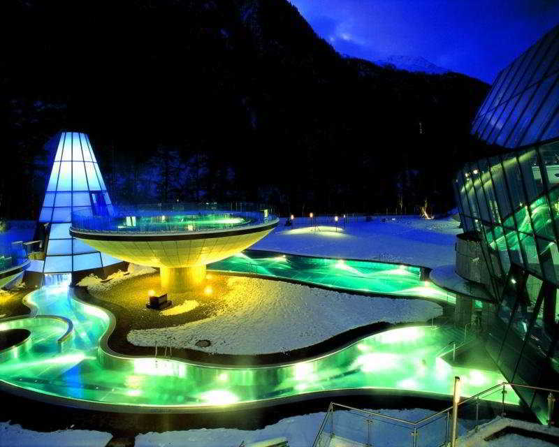 Aqua Dome 4 Sterne Superior & Tirol Therme 4* Längenfeld