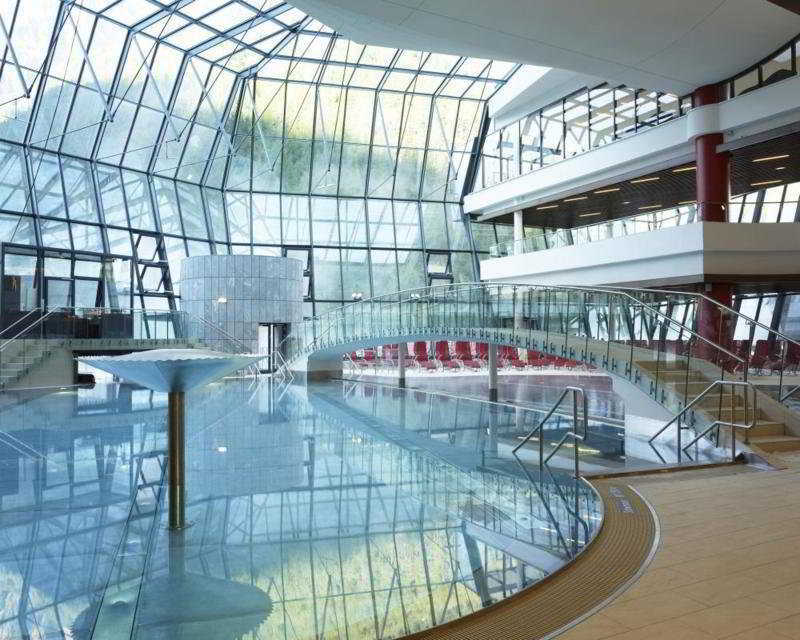 Aqua Dome 4 Sterne Superior & Tirol Therme Hotel 4*